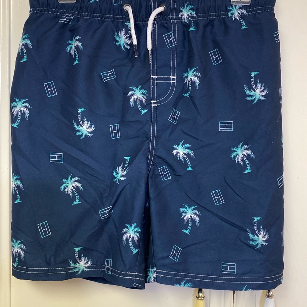 Tommy Hilfiger boys swim trunks L (14/16)